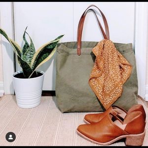 Madewell The brady low cut block heel bootie.